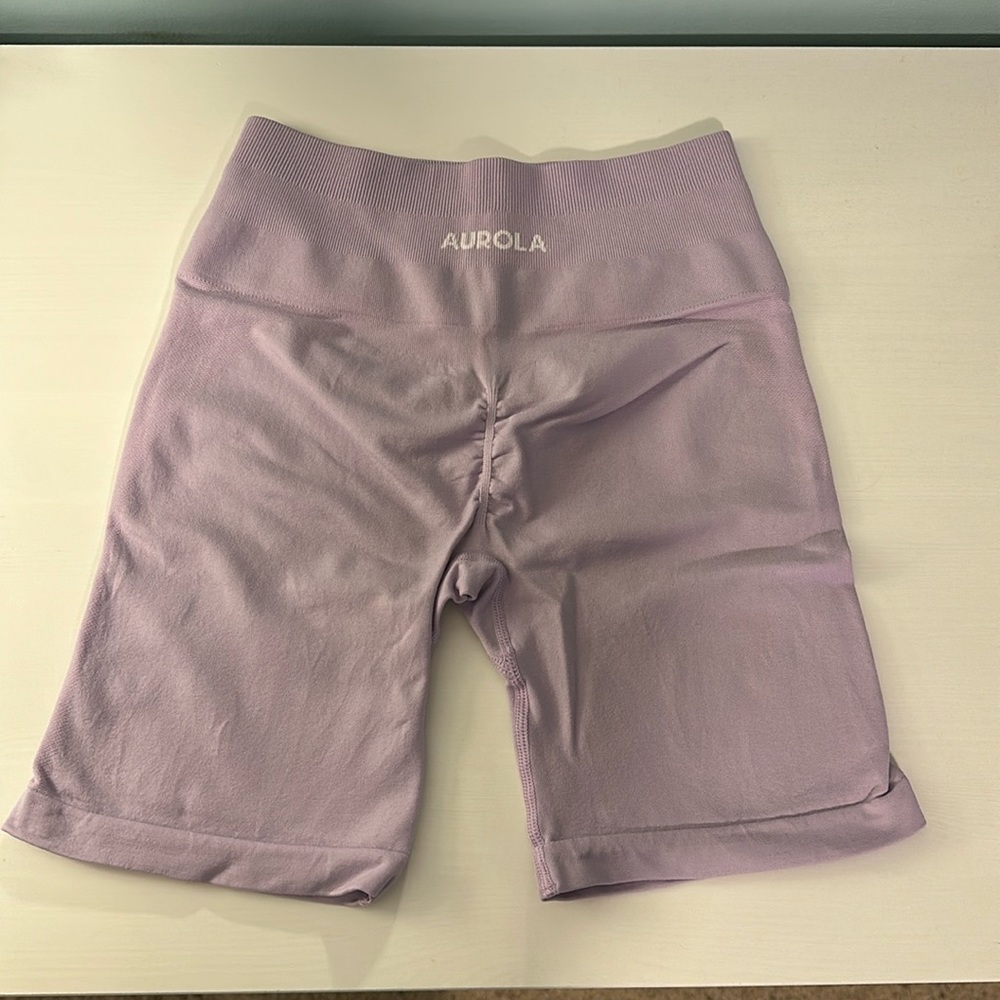 Aurola Shorts